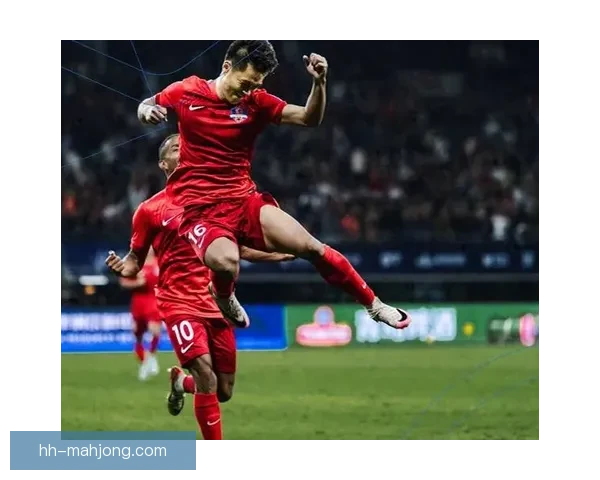 2026赛季中超上海海港开局四连胜强势领跑积分榜展现冠军相气