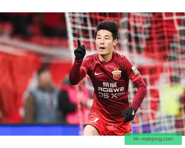 武磊单赛季打破中超纪录以三十四球刷新历史成为新标杆 武磊单赛季打破中超纪录以三十四球刷新历史成为新标杆